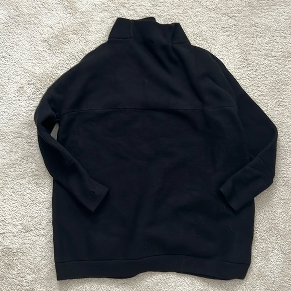 Sweater - Picture 2 of 4